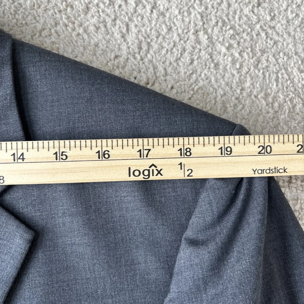 JOS A BANK 100% Wool 2 Piece Dark Gray Flat Front Suit 44L 36x‎ 30